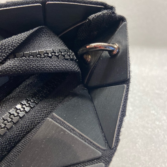 Patricia Luca ( P•Luca) Black Geometric Mini Bag - Picture 9 of 9